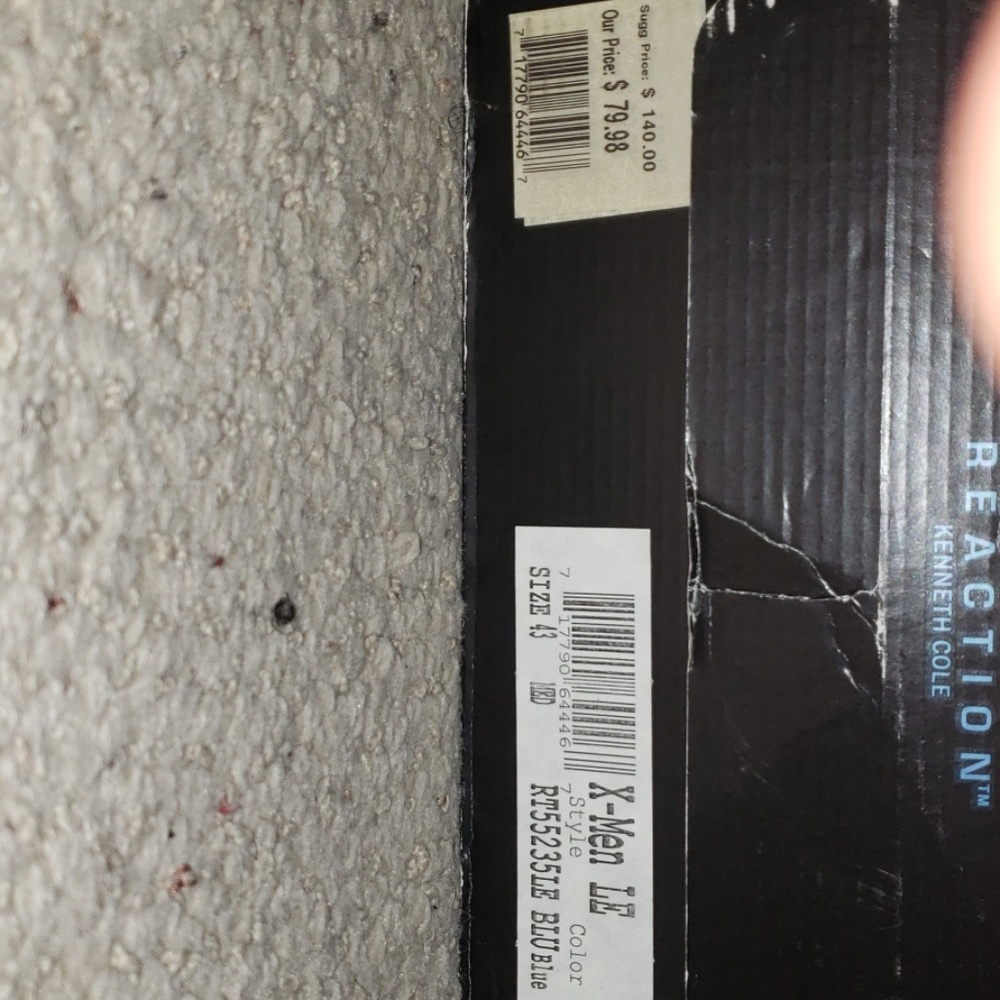Kenneth Cole Reaction Sandals - Picture 3 of 3